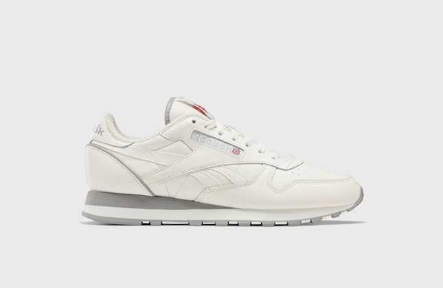 Reebok Classic Leather 1983 Vintage "Chalk White" Reebok Classic Leather 1983 Vintage "Chalk White"
