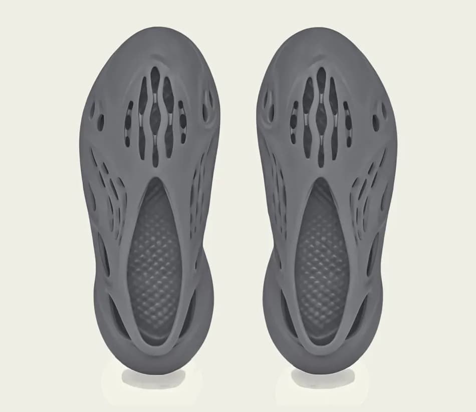 adidas YEEZY Foam Runner "Onyx"