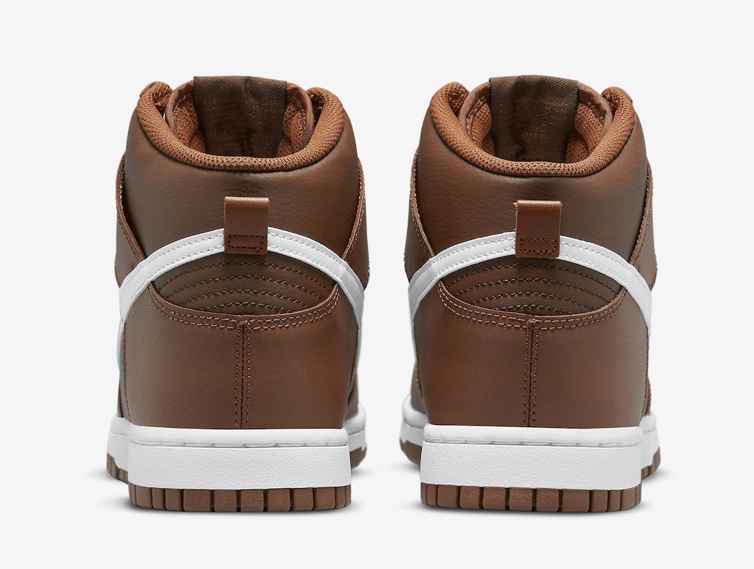 Nike Dunk High "Chocolate"