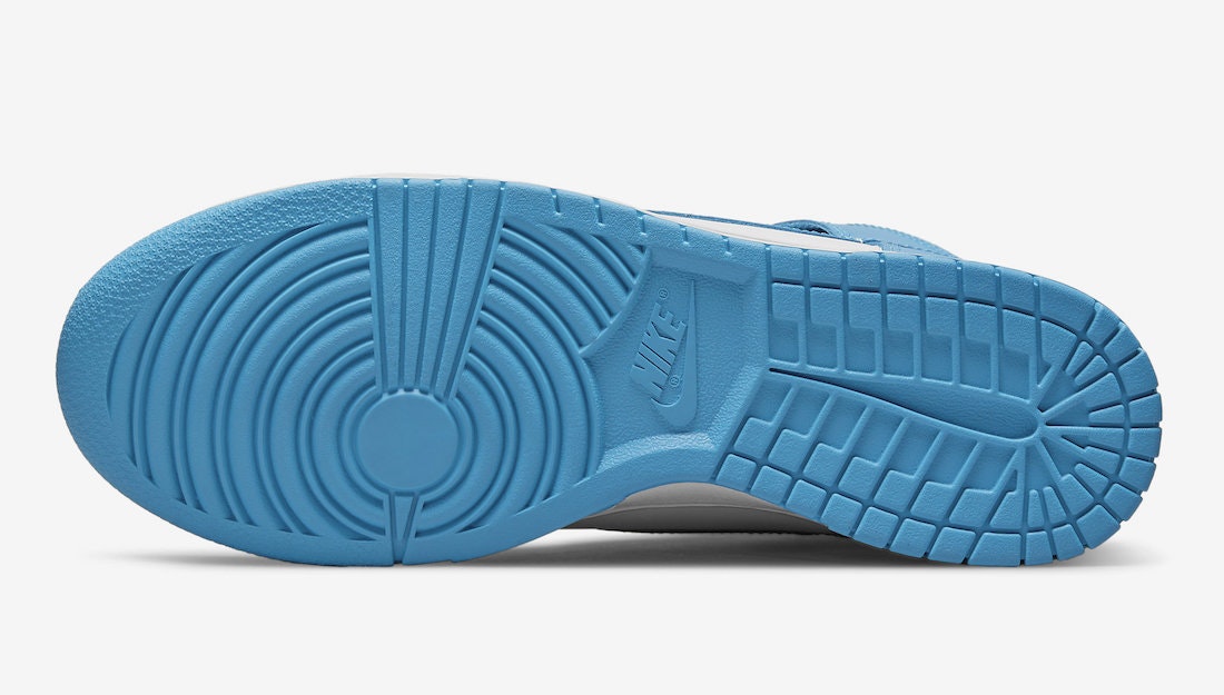 Nike Dunk High "Laser Blue"