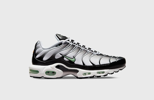Nike Air Max Plus "Reflect Black"