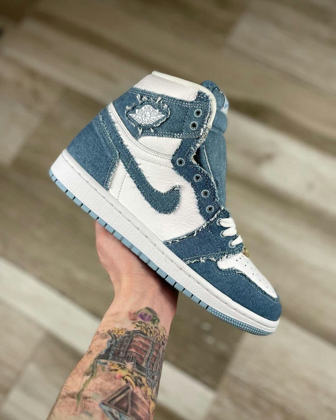 Air Jordan 1 High OG "Denim"