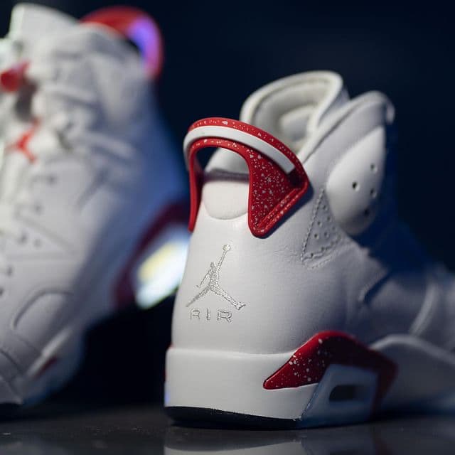 Alternate 6s on feet deals
