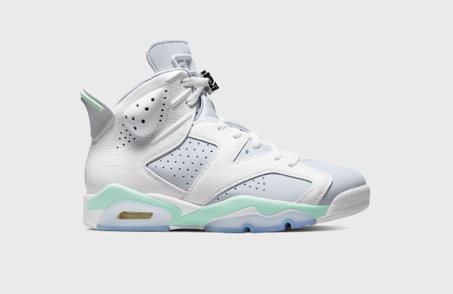 Air Jordan 6 Wmns “Mint Foam”