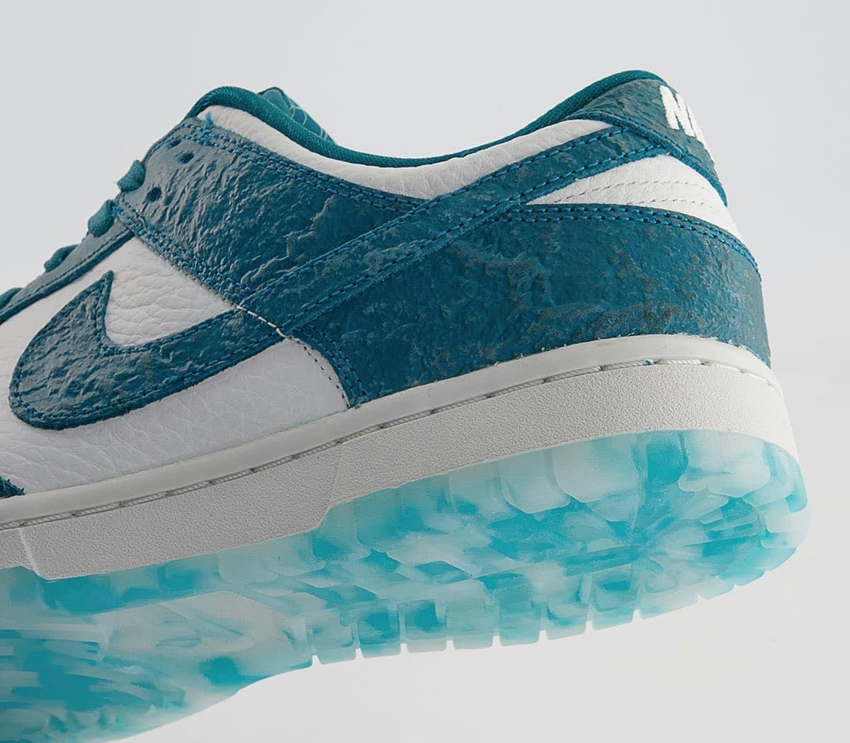 Nike Dunk Low "Ocean" 