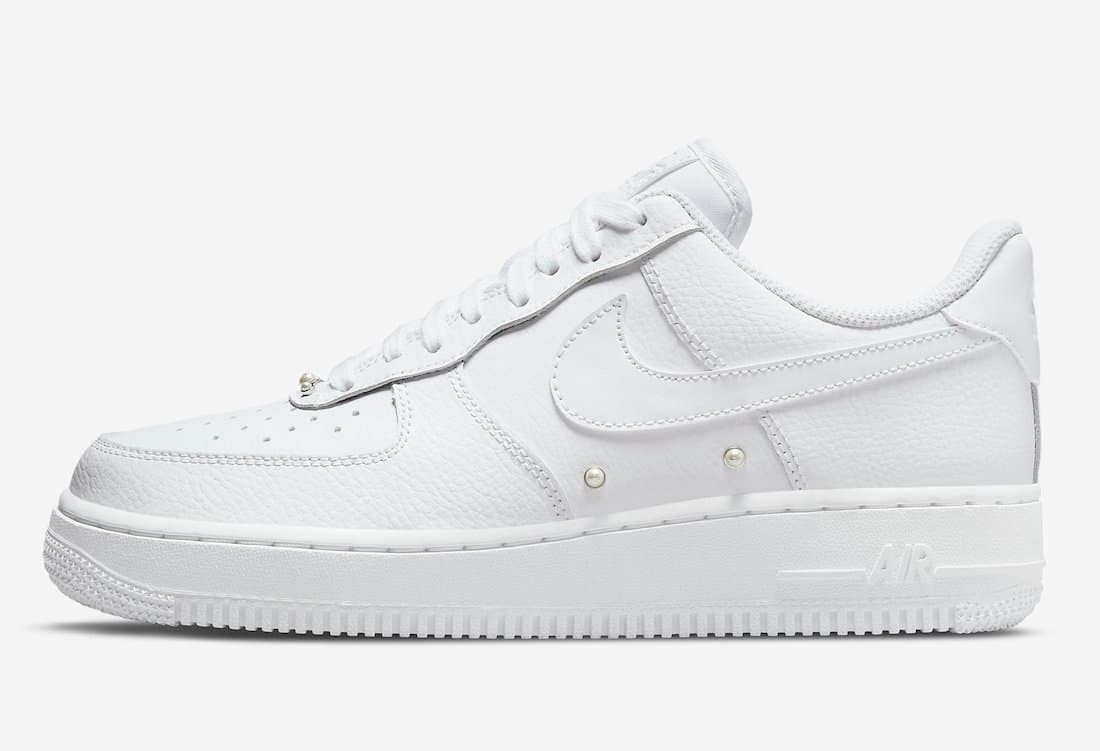 Nike Air Force 1 "Pearl" 