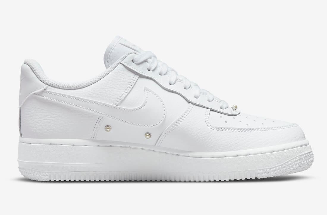 Nike Air Force 1 "Pearl" 