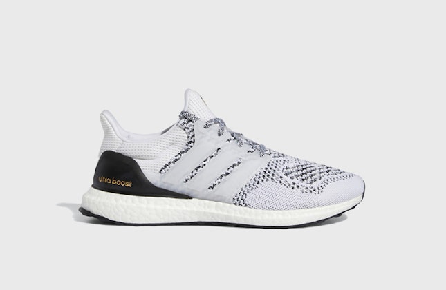 adidas Ultra Boost DNA "Oreo" adidas Ultra Boost DNA "Oreo"