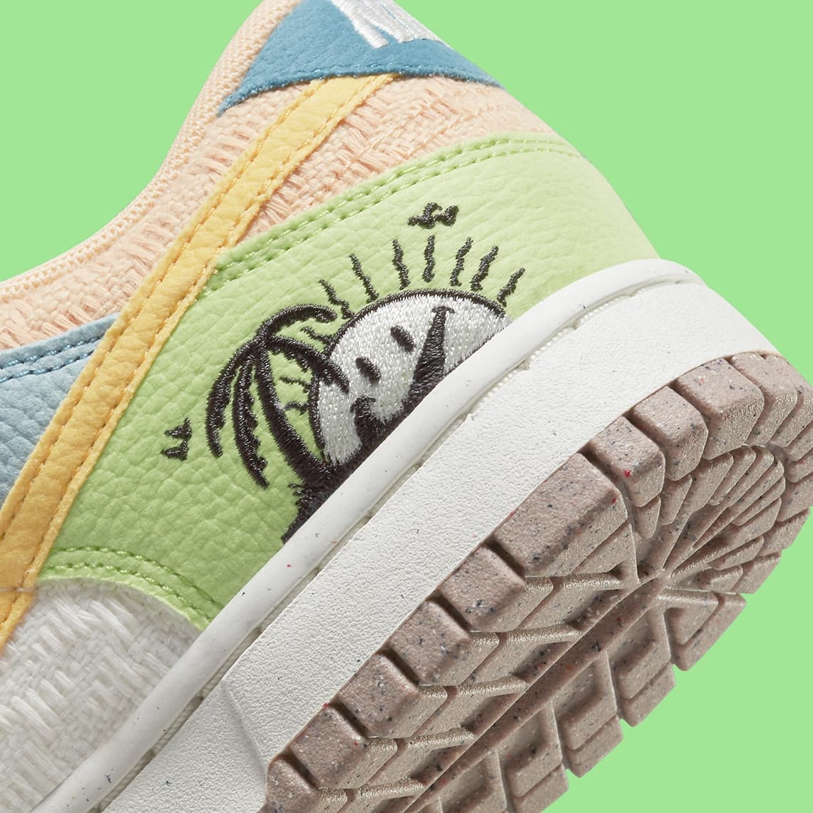 Nike Dunk Low SE \