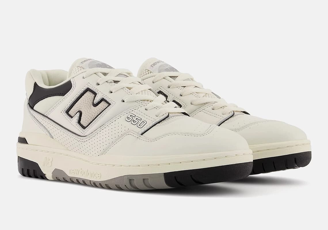 New Balance 550 "Cream / Black" 