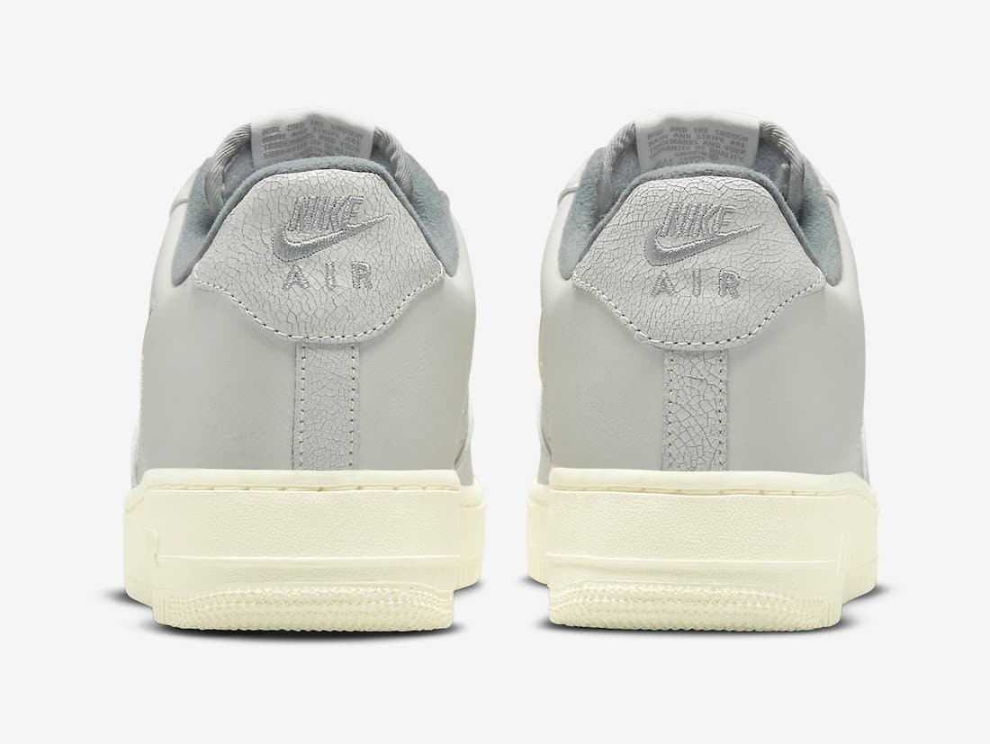 Nike Air Force 1 ’07 LX "Light Bone"