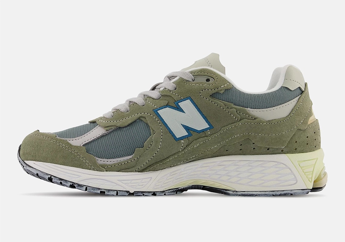 New Balance 2002R "Protection Pack" (Mirage Grey)