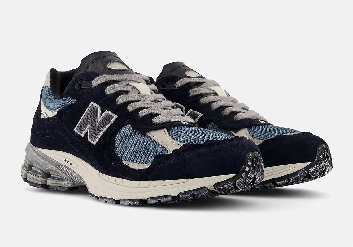 New Balance 2002R "Protection Pack" (Dark Navy)