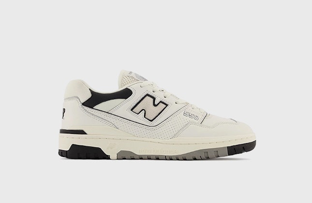 New Balance 550 "Cream/Black" New Balance 550 "Cream/Black"