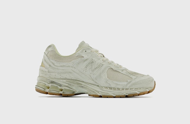 New Balance 2002R “Protection Pack” (Cream Tones) New Balance 2002R “Protection Pack” (Cream Tones)