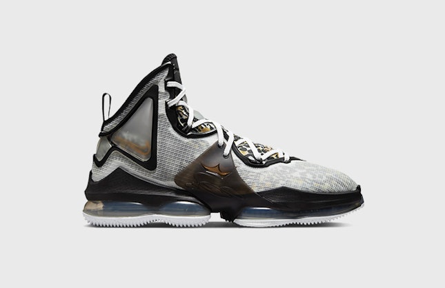 Nike LeBron 19 "Leopard"