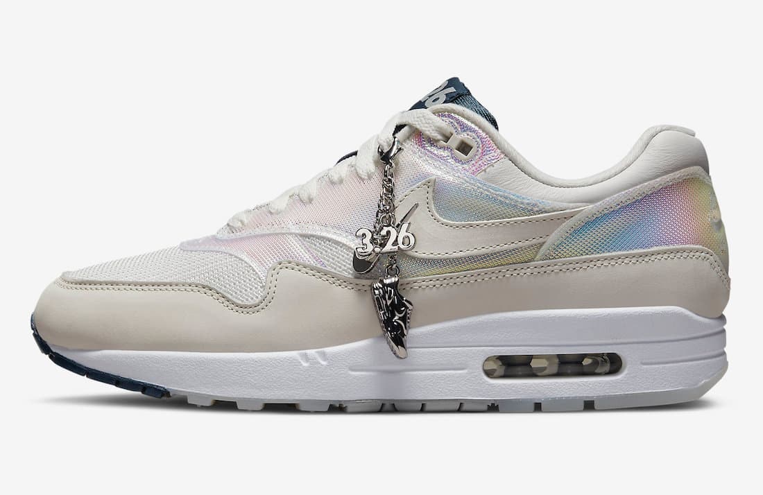 Nike Air Max 1 "City of Lights" 