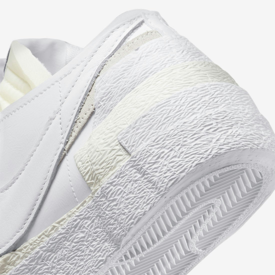 Sacai x Nike Blazer Low White Patent kaufen DM6443 100 HEAT MVMNT
