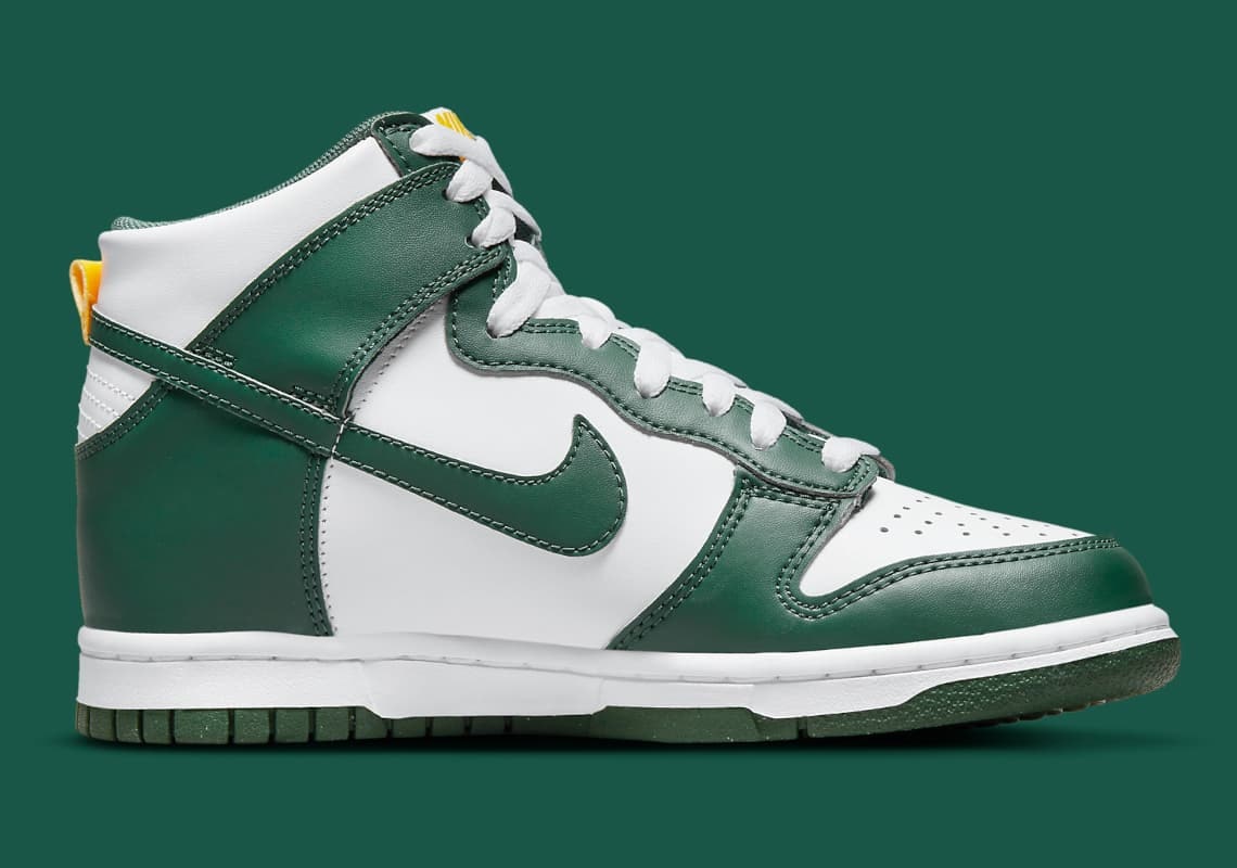 Nike Dunk High "Green Gold" 