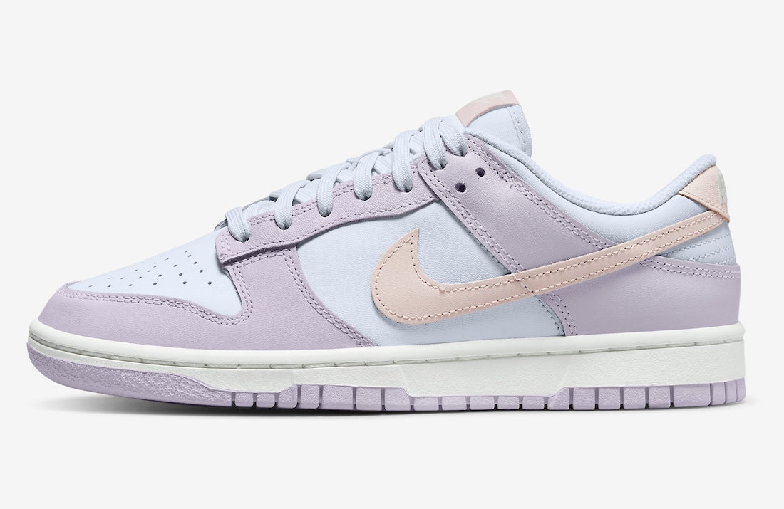Nike Dunk Low "Easter"