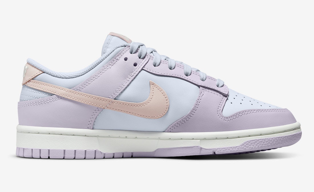 Nike Dunk Low "Easter"