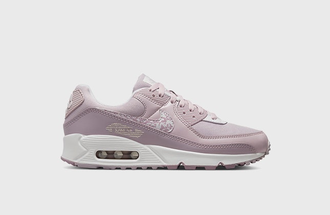Nike Air Max 90 "Plum Fog" Nike Air Max 90 "Plum Fog"