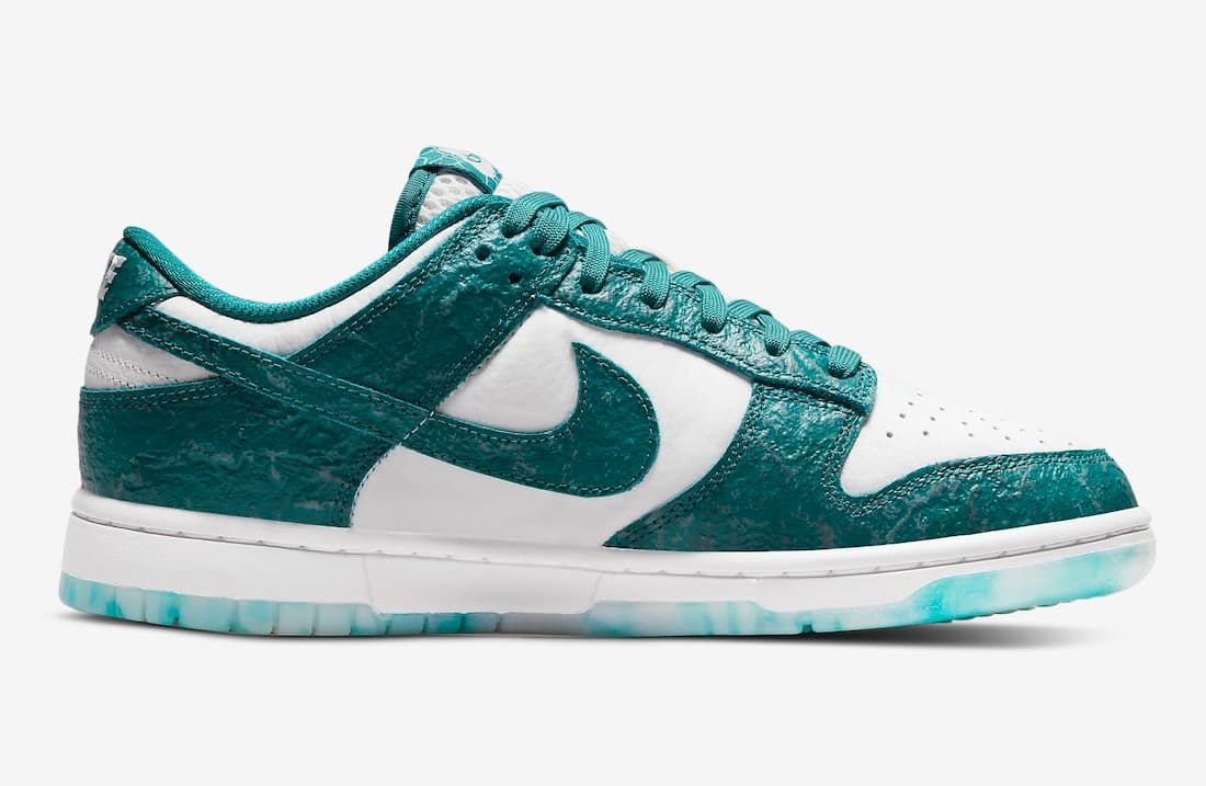 Nike Dunk Low "Ocean" 