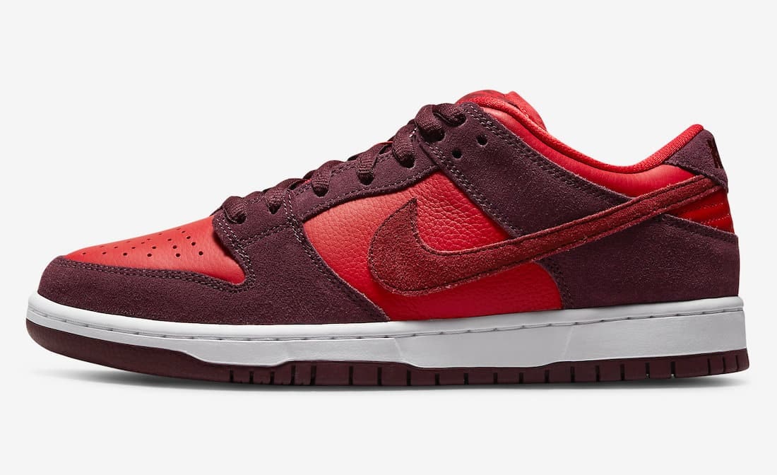 Nike SB Dunk Low "Cherry"