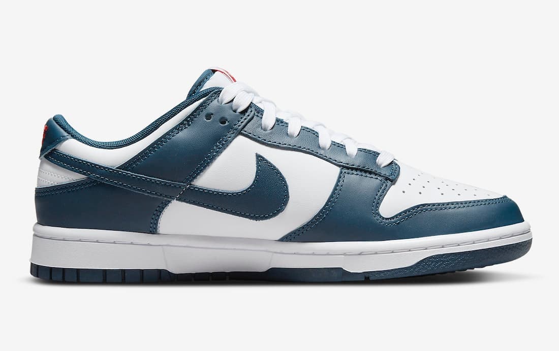 Nike Dunk Low “Valerian Blue”