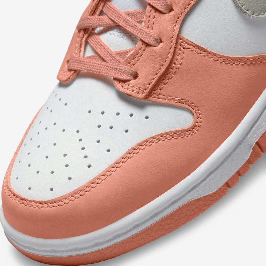 Nike Dunk High "Salmon"