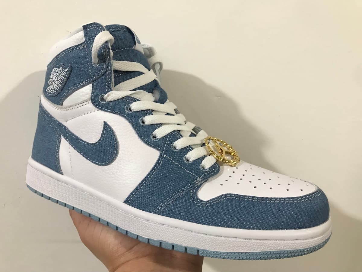 Air Jordan 1 High OG "Denim"