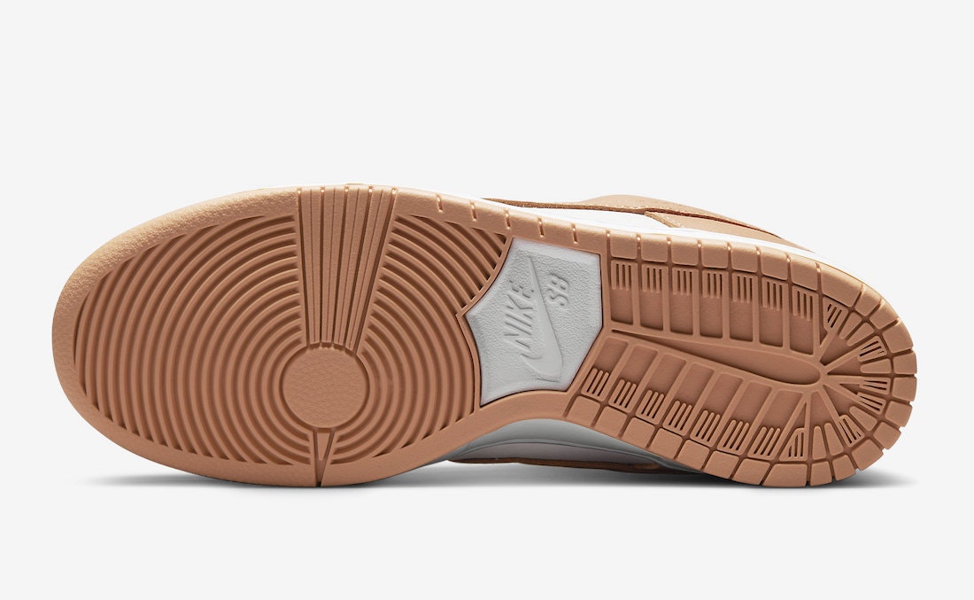 Nike SB Dunk Low "Light Cognac"