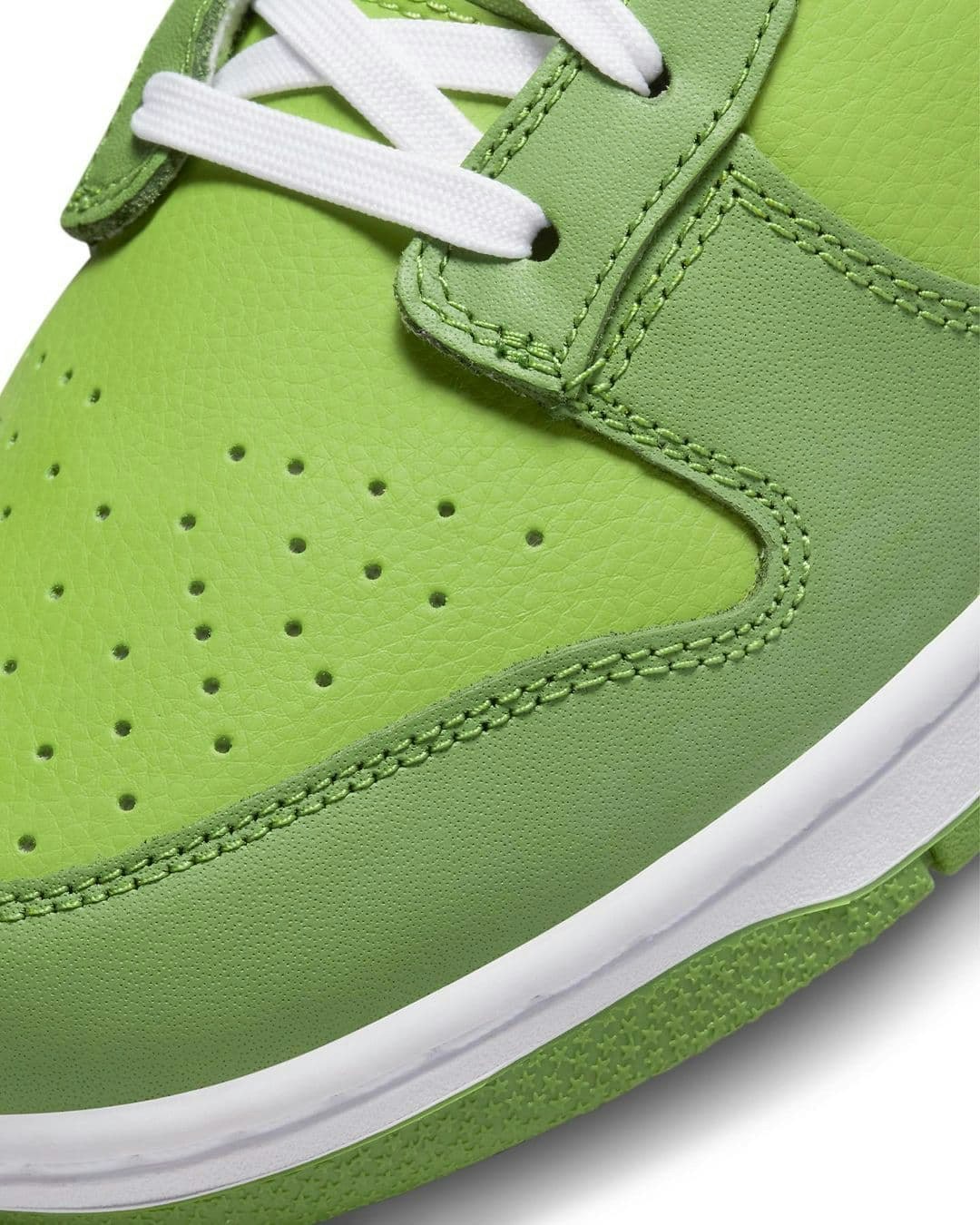 Nike Dunk Low "Kermit"