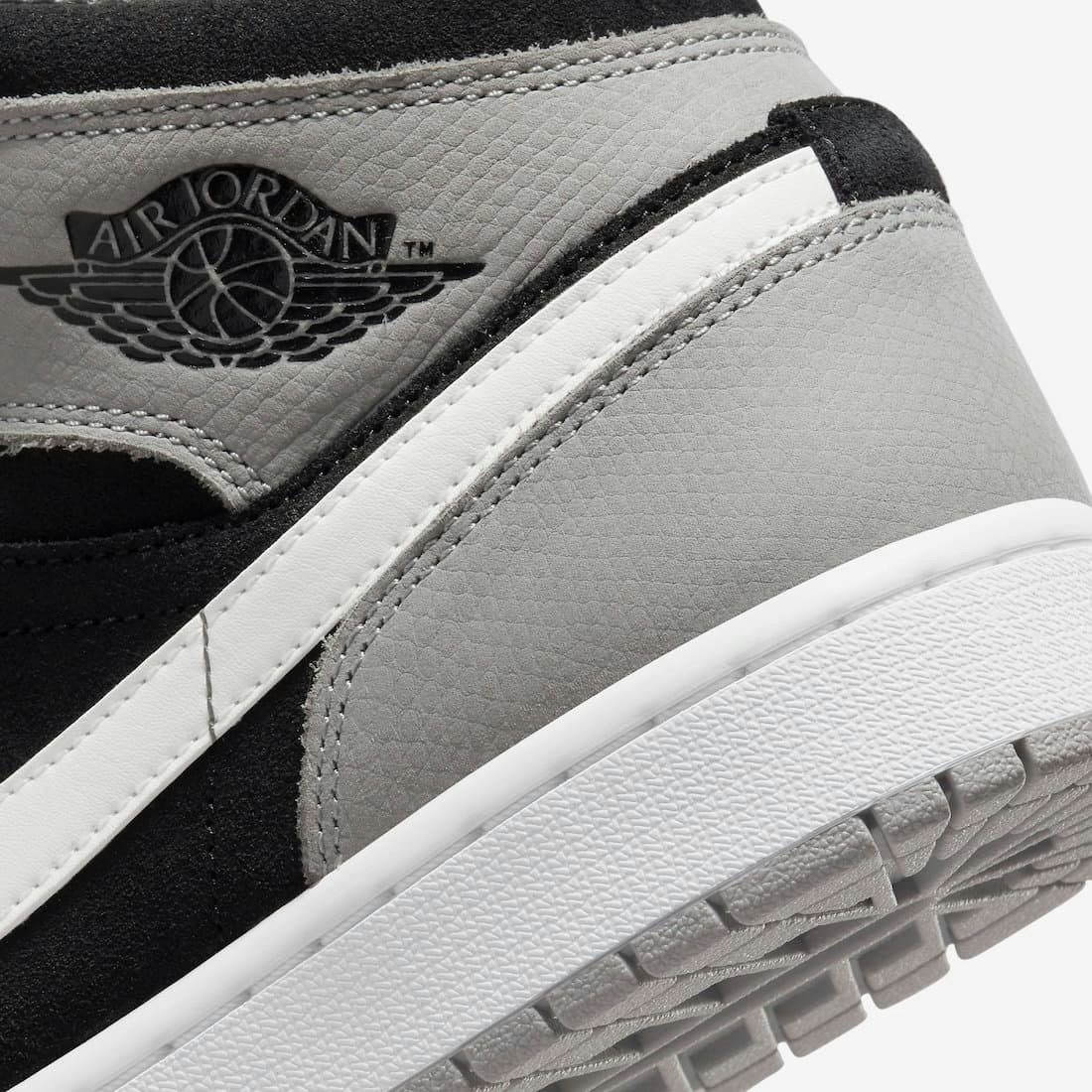 Air Jordan 1 Mid “Elephant Toe” 