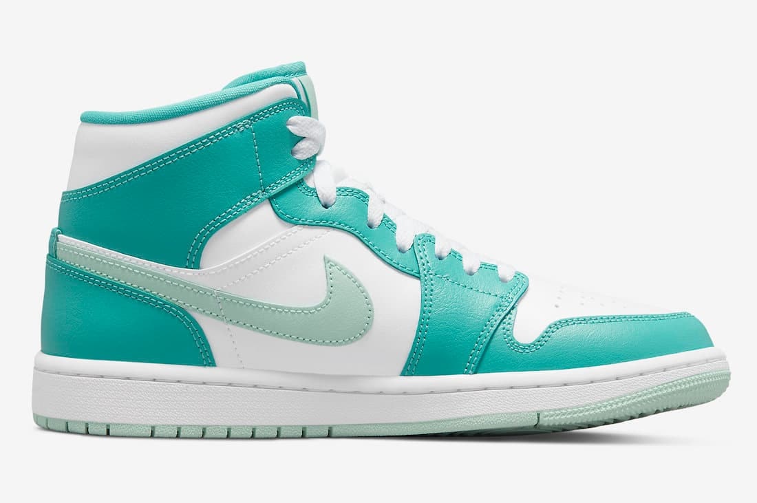 Air Jordan 1 Mid "Marine Green"