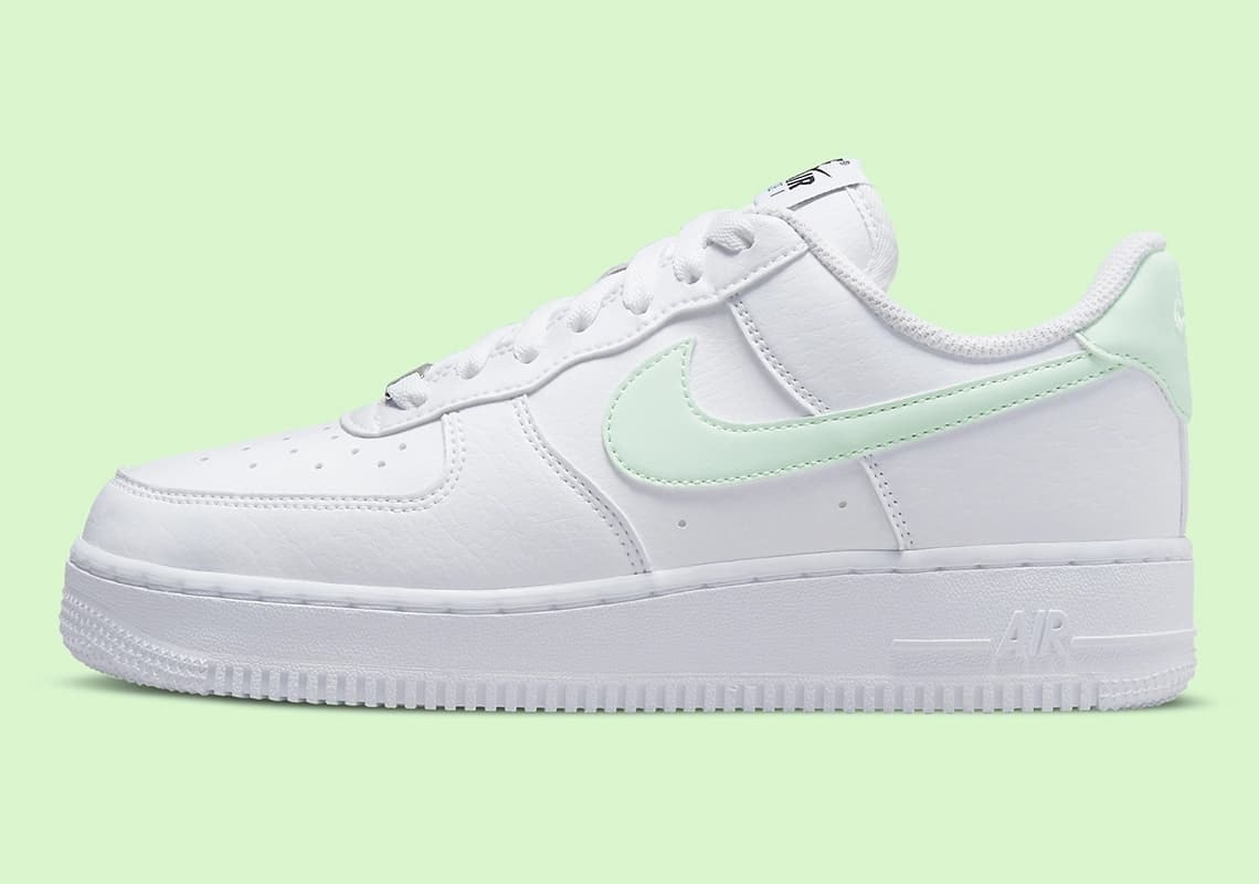 Nike Air Force 1 Next Nature "Lime Swoosh" 