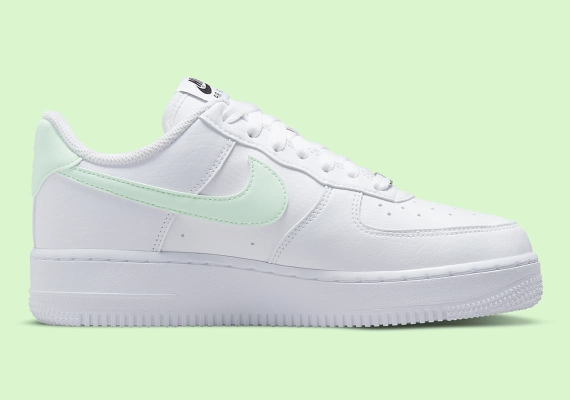 Nike Air Force 1 Next Nature "Lime Swoosh" 