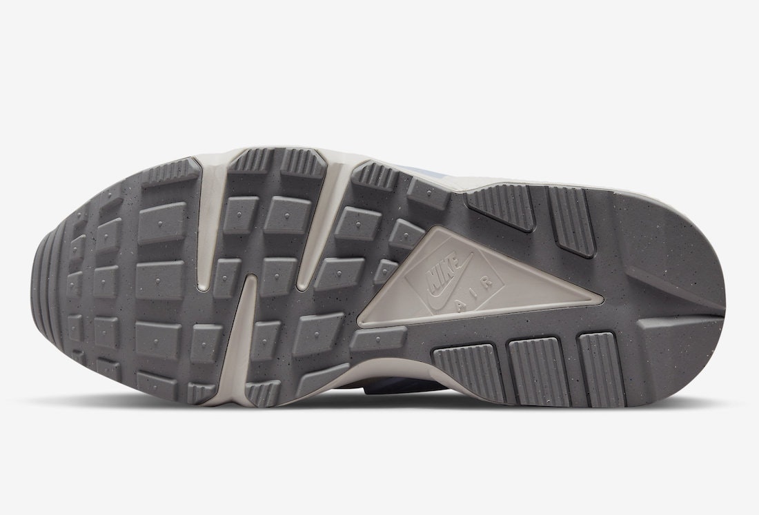 Nike Air Huarache "Particle Grey"