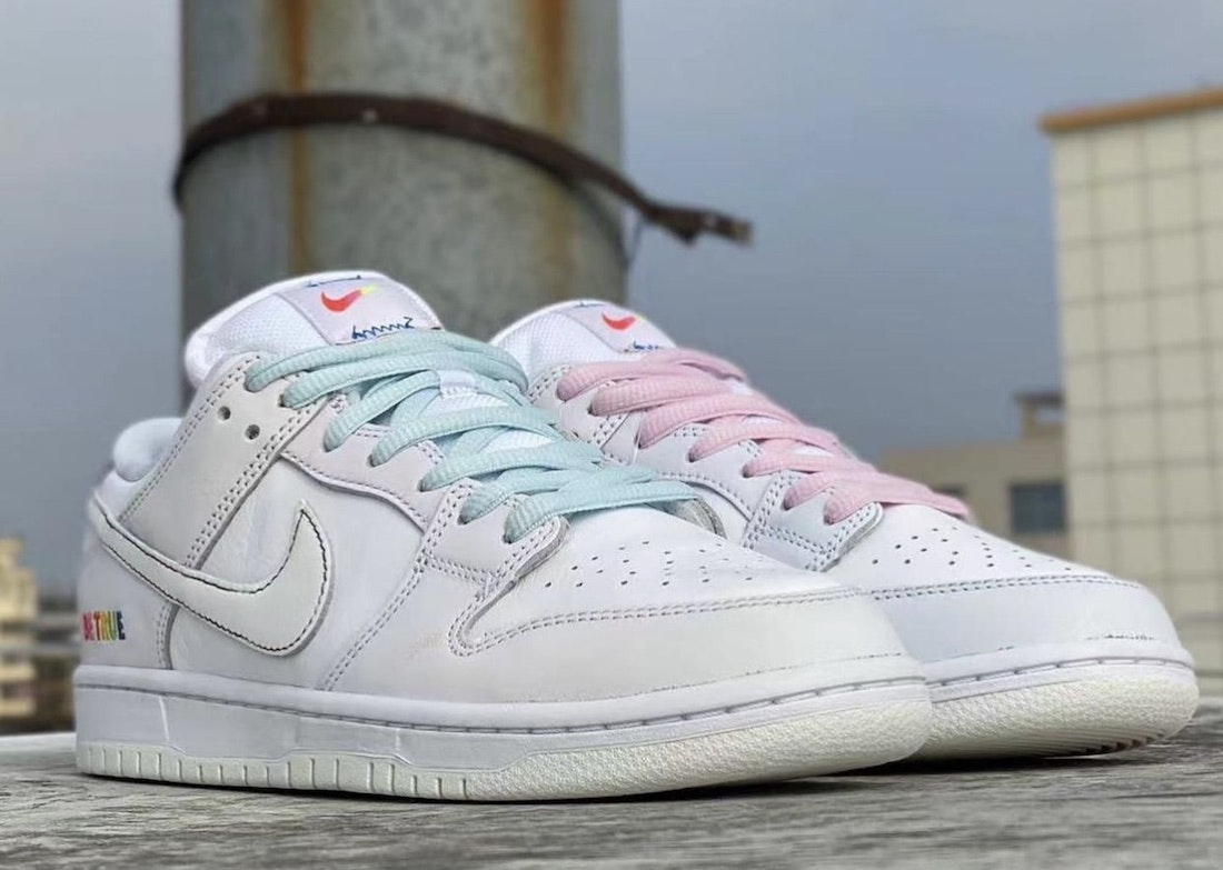 Nike Dunk Low "Be True" 