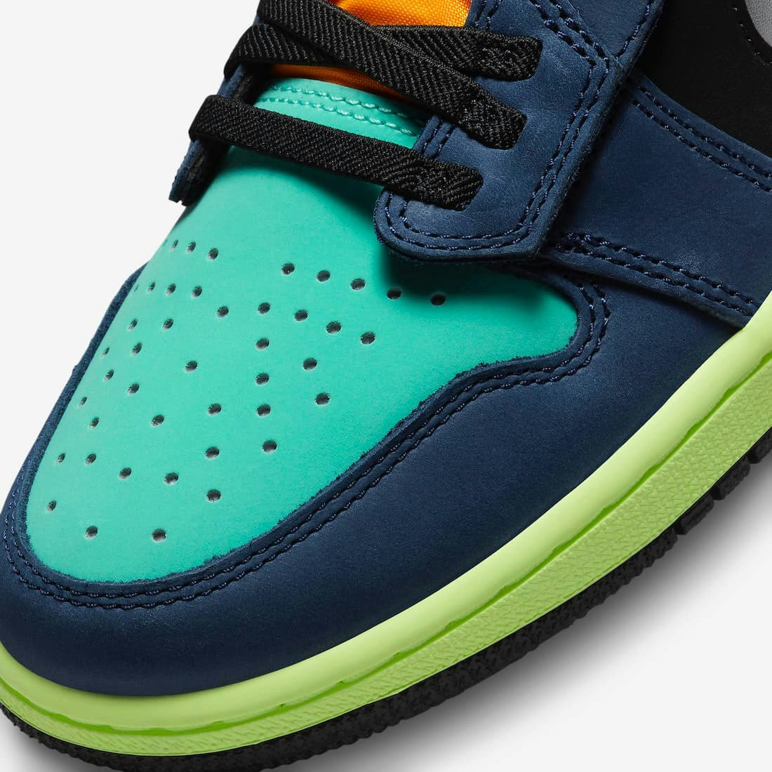 Air Jordan 1 Low FlyEase "Bio Hack" 