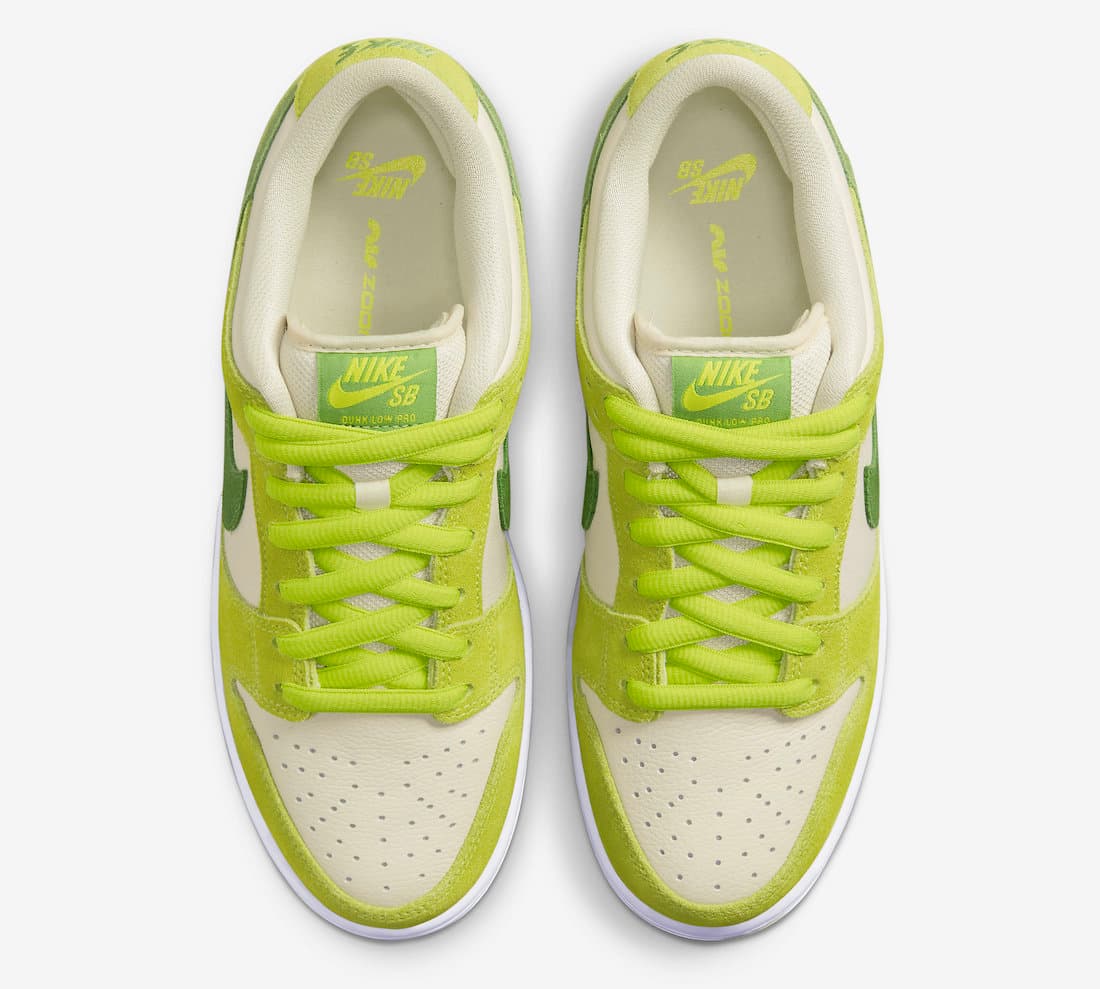 light green dunks