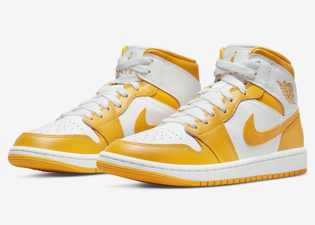 Air Jordan 1 Mid "White/Yellow"