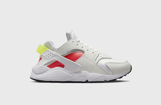 Nike Air Huarache “Bright Crimson” Nike Air Huarache “Bright Crimson”