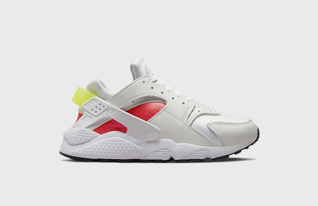 Nike Air Huarache “Bright Crimson”