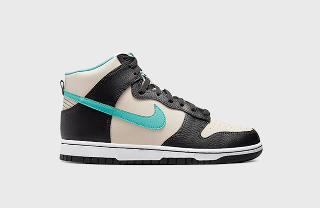 Nike Dunk High EMB "Basketball Courts" Nike Dunk High EMB "Basketball Courts"