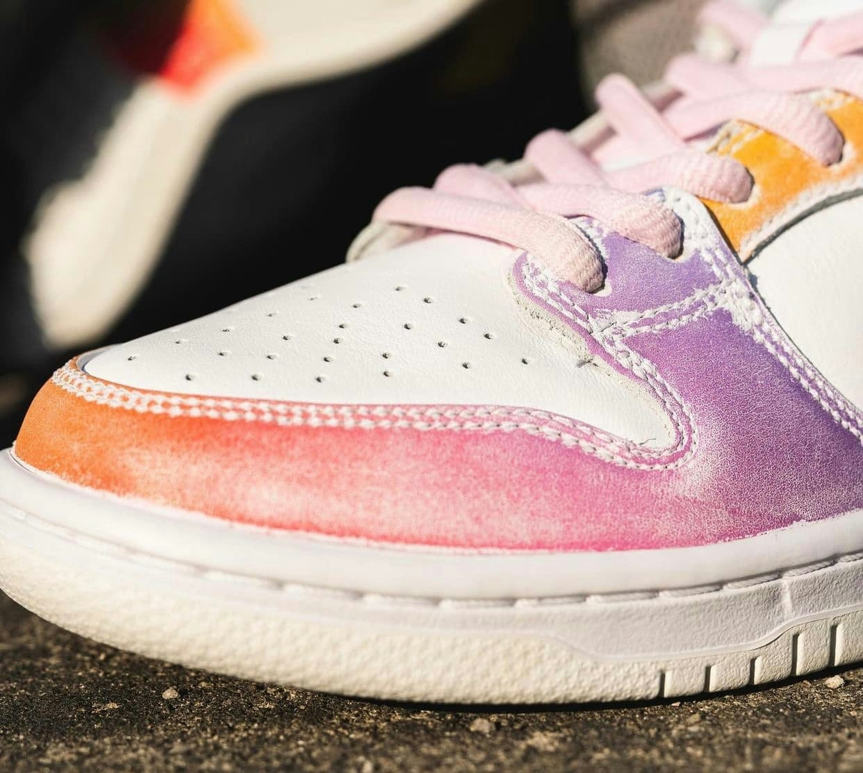 Nike Dunk Low "Be True" 