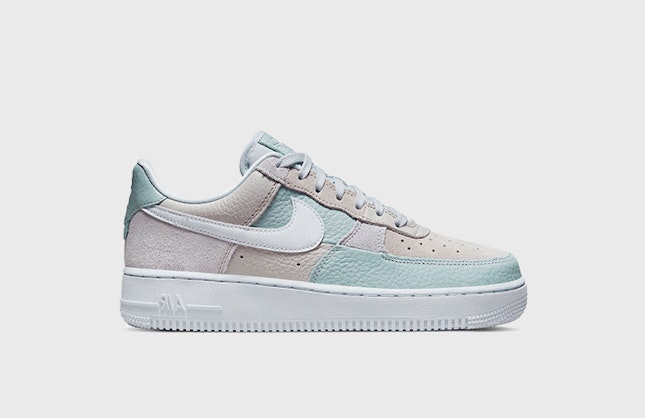Nike Air Force 1 Low "Be Kind"