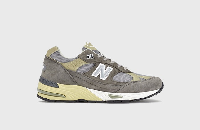 Dover Street Market x New Balance 991 "Mocha" Dover Street Market x New Balance 991 "Mocha"