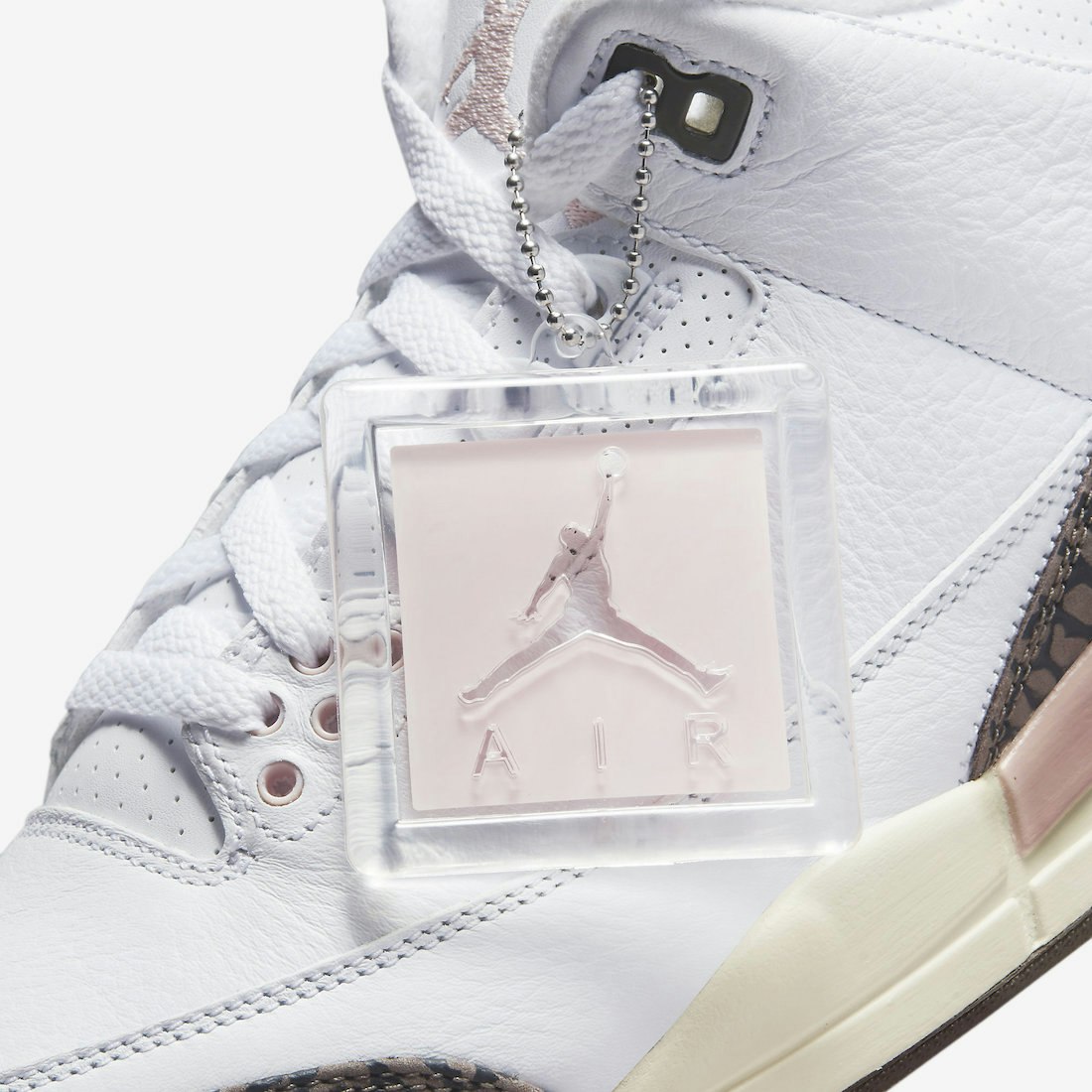 Air Jordan 3 Retro "Neapolitan"
