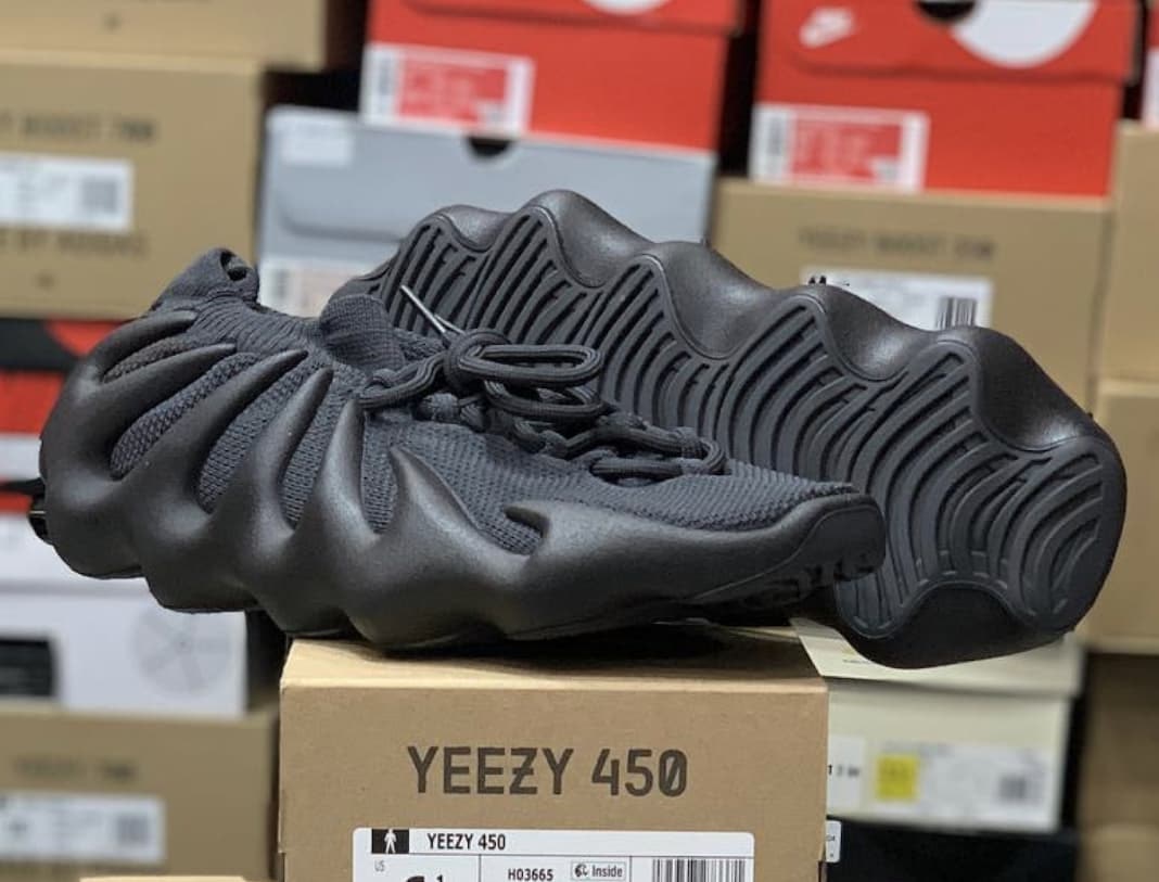 adidas YEEZY 450 "Utility Black"